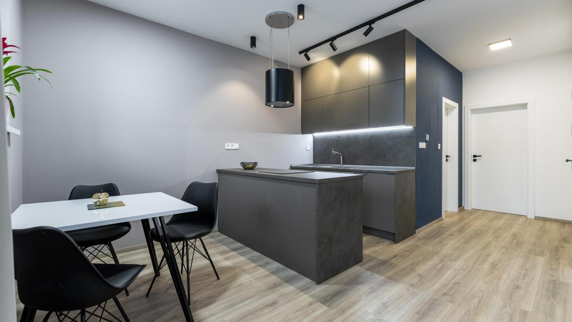 Apartment Av