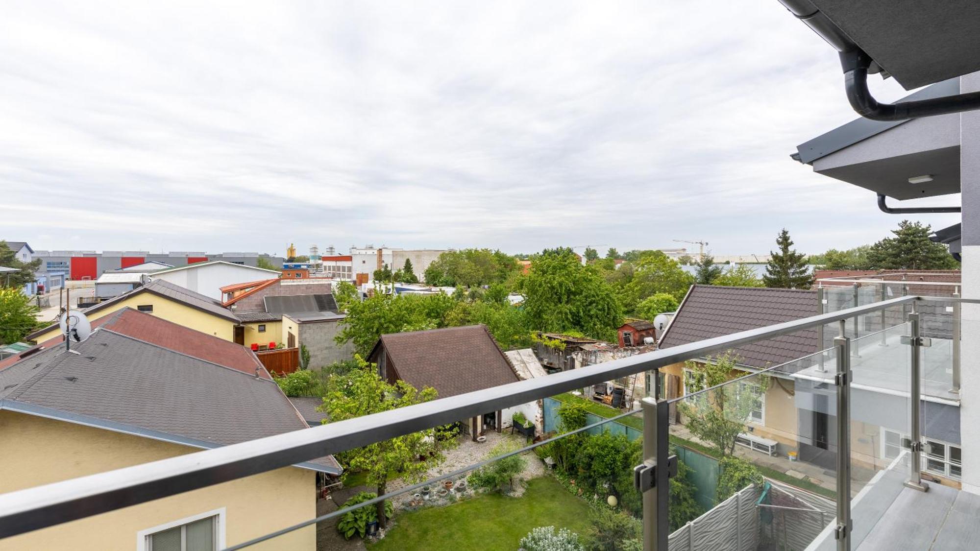Apartment Av Senec